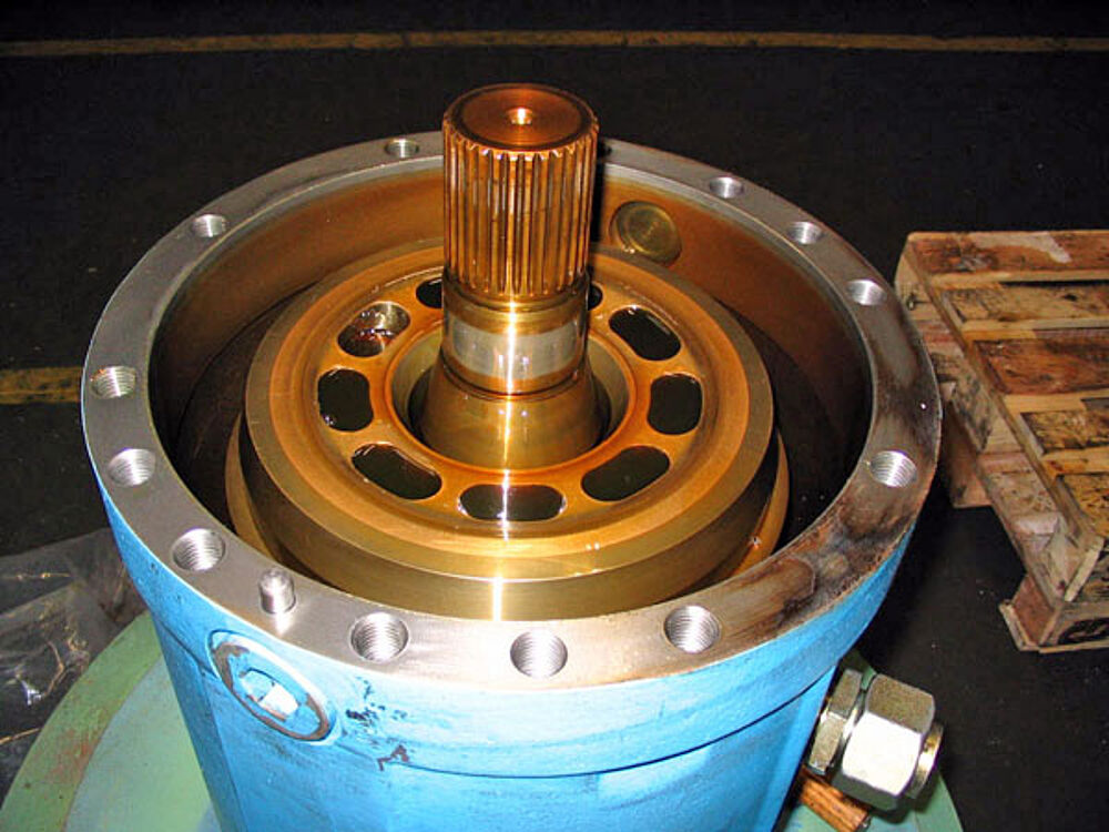 Hydraulic pumps and hydraulic motors